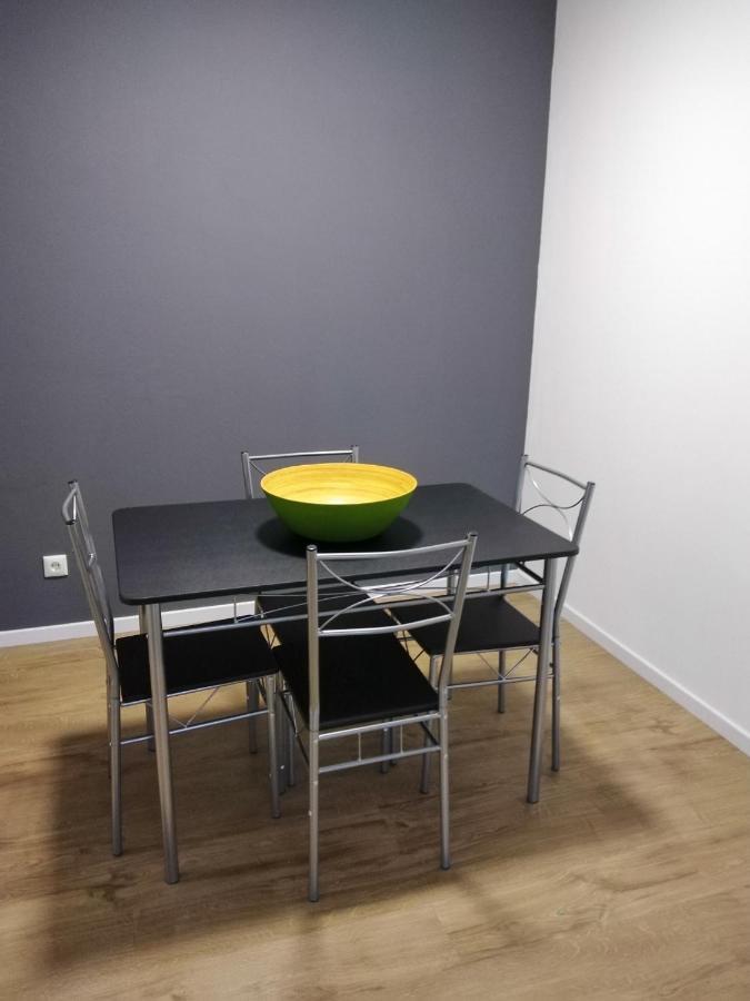 Schoene, Gemuetliche Moeblierte 2 Zi Wohnung In Rgb 雷根斯堡 外观 照片
