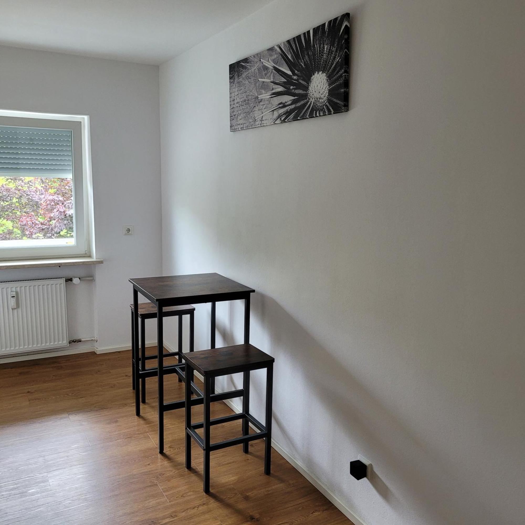 Schoene, Gemuetliche Moeblierte 2 Zi Wohnung In Rgb 雷根斯堡 外观 照片